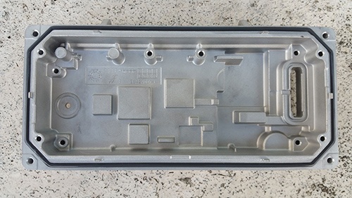 Completed material application with even transition for waste reduction Fertiger Materialauftrag mit gleichmäßigem Übergang - für Ausschussreduzierung