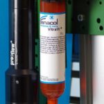 Panacol Vitralit® Klebstoff mit preeflow Dosiertechnologie.